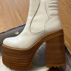 Jeffrey Campbell Ultra Platform Boot